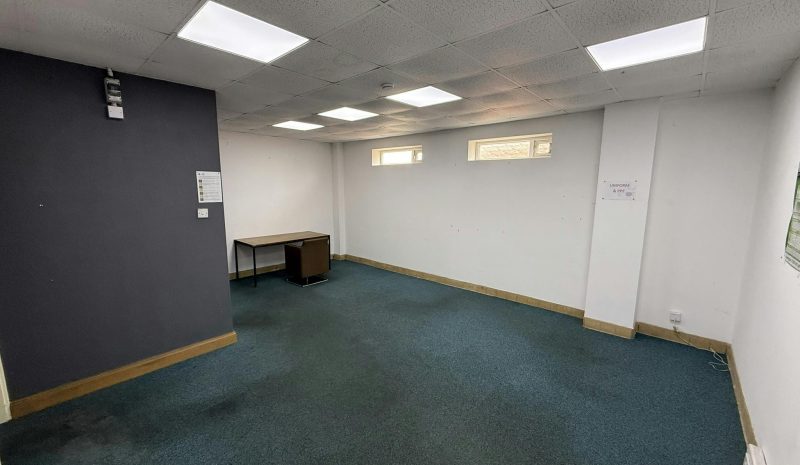 Unit 2a Sutton Quays Business Park, Clifton Road, Sutton Weaver, Runcorn, Cheshire, WA7 3EH