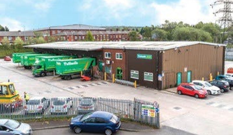 239 Shaw Road, Royton, Oldham, Greater Manchester, OL2 6EF