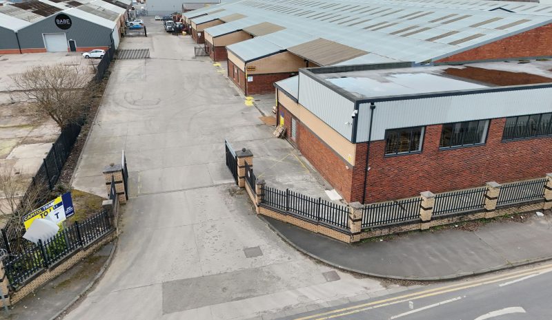 Unit 32/34 Capitol Trading Park, Kirkby Bank Road, Knowsley Industrial Park, Knowsley, Merseyside, L33 7SY