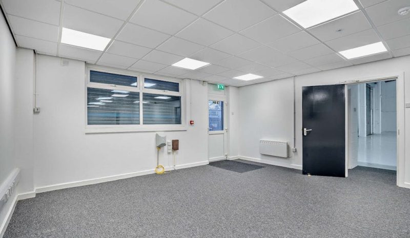 Unit 22 Severnside Trading Estate, Textilose Road, Trafford Park, Greater Manchester, M17 1WA