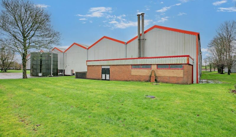 Unit M1, Heywood Distribution Park, Heywood, Greater Manchester, OL10 2TT