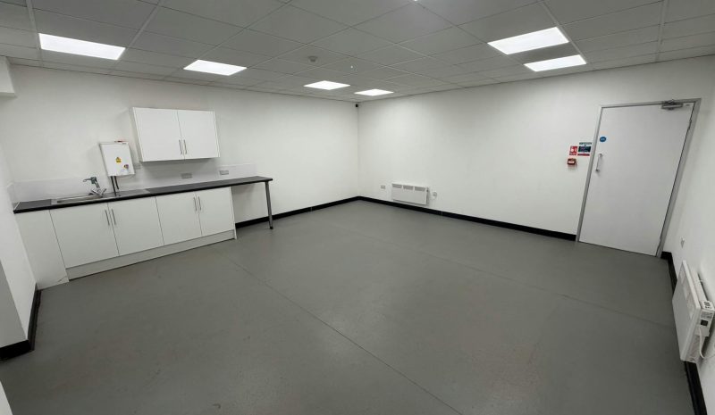P1 Bay 17, Heywood Distribution Park, Heywood, Greater Manchester, OL10 2TT
